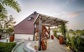 Susil Lodge Vellore